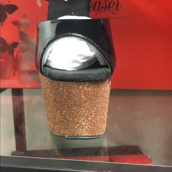 Pleaser Adore Gold glitter Ombré stripper heels - Picture 4 of 4